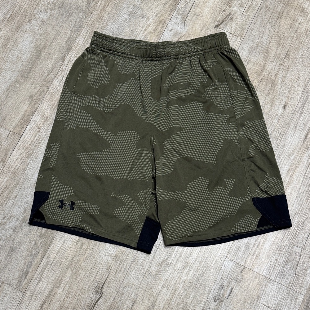 Under Armour Men's Olive Camo Athletic Shorts